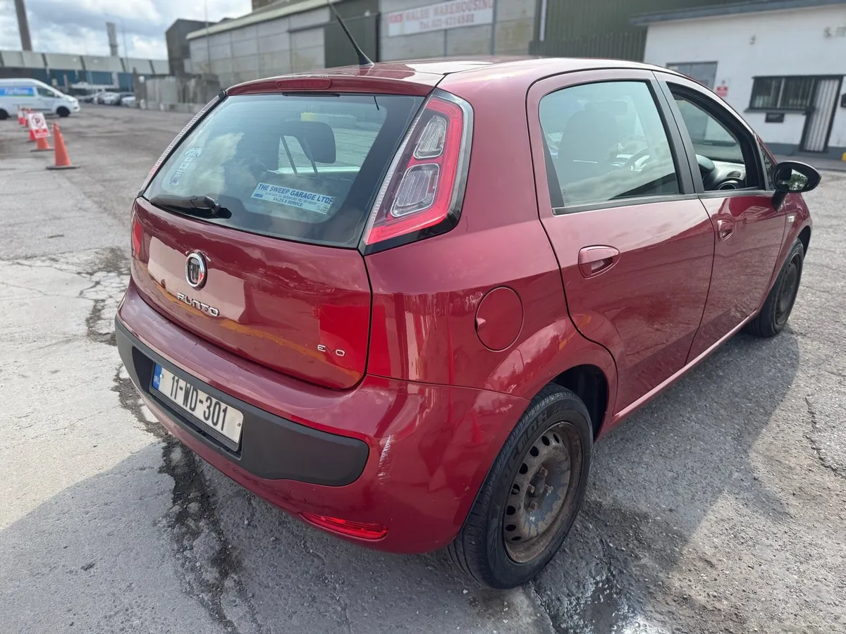 Fiat Punto 2011 1.4 Automatic Fresh Nct 07/26 - Image 2