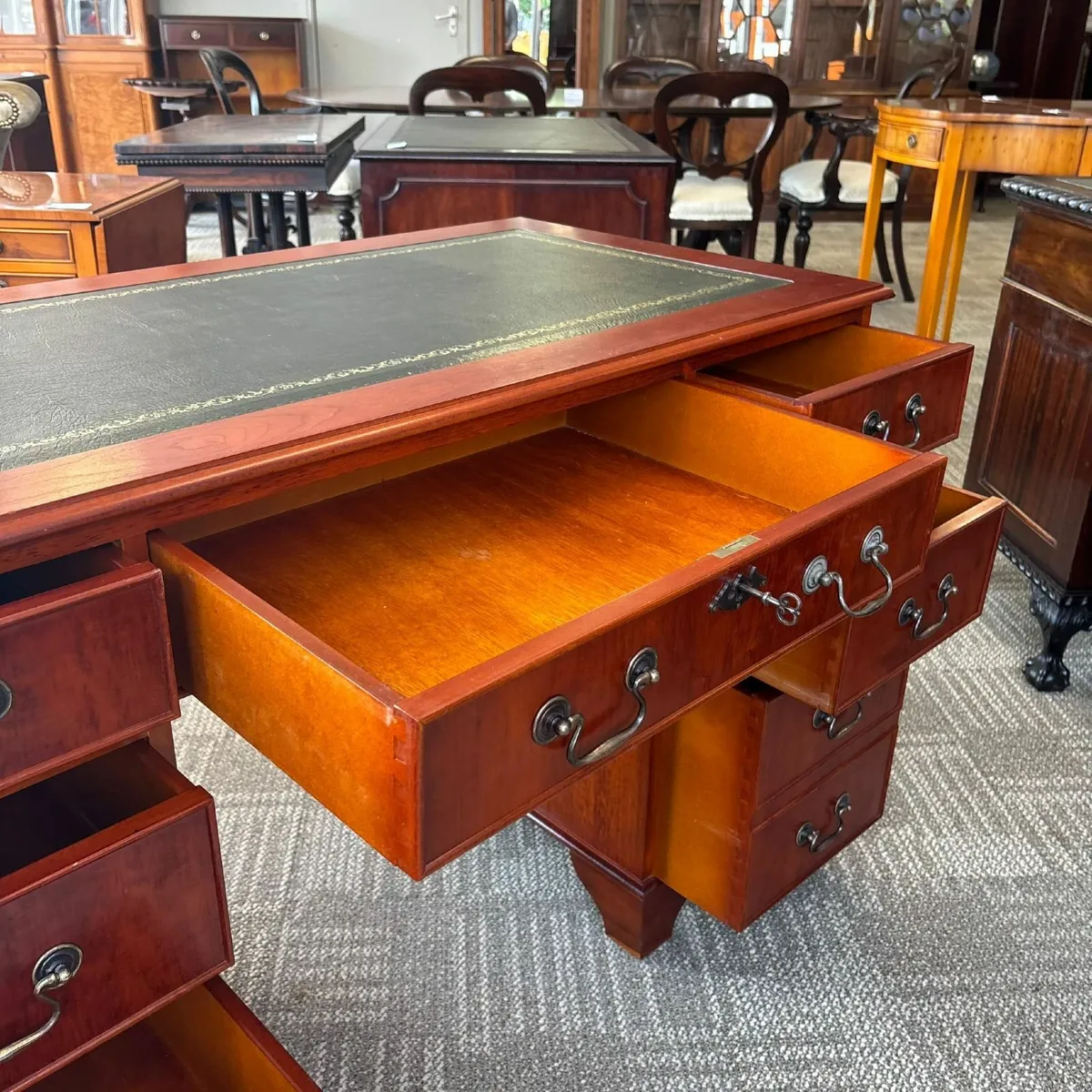 Beautiful yew leather top twin pedestal writing de - Image 2