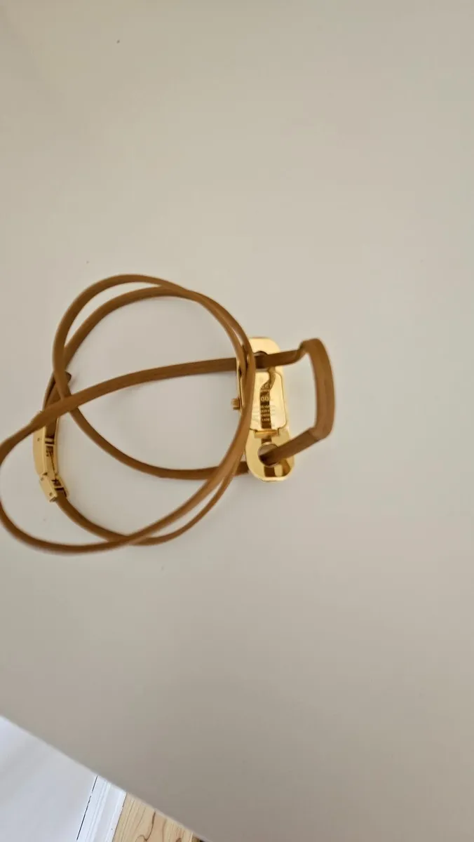 GUCCI timepieces watch. - Image 2