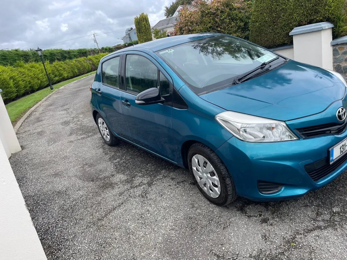 131 Toyota Yaris 1.0   100 k kms - Image 2