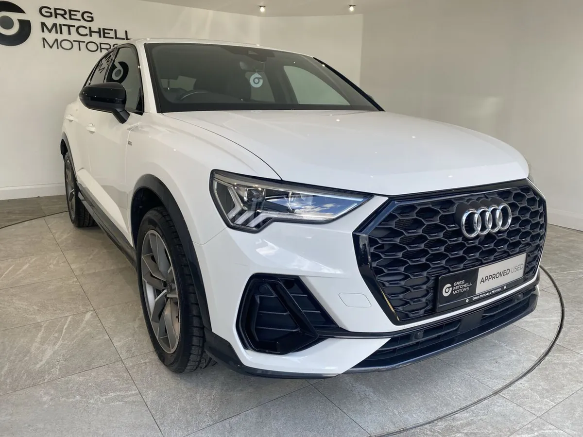 Audi Q3 2023 - Image 3