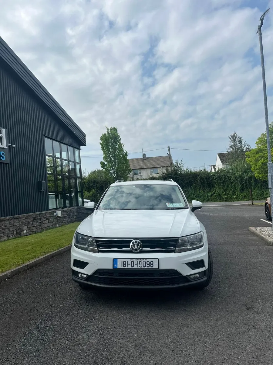 2018 Volkswagen Tiguan Commercial - Image 4