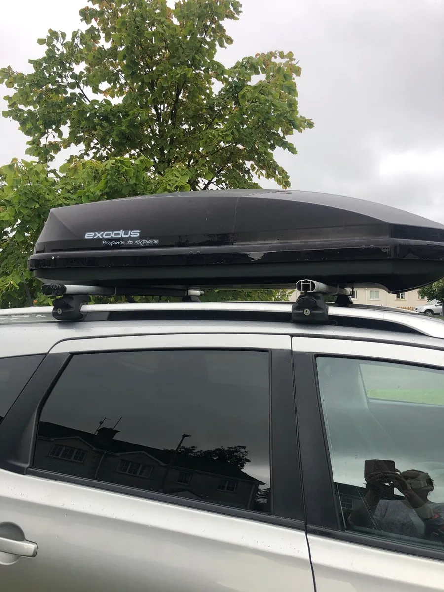 Exodus Roof Box