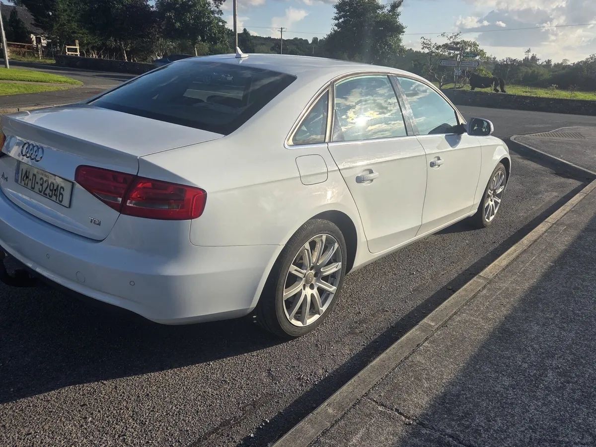 2014 Audi a4 automatic - Image 3