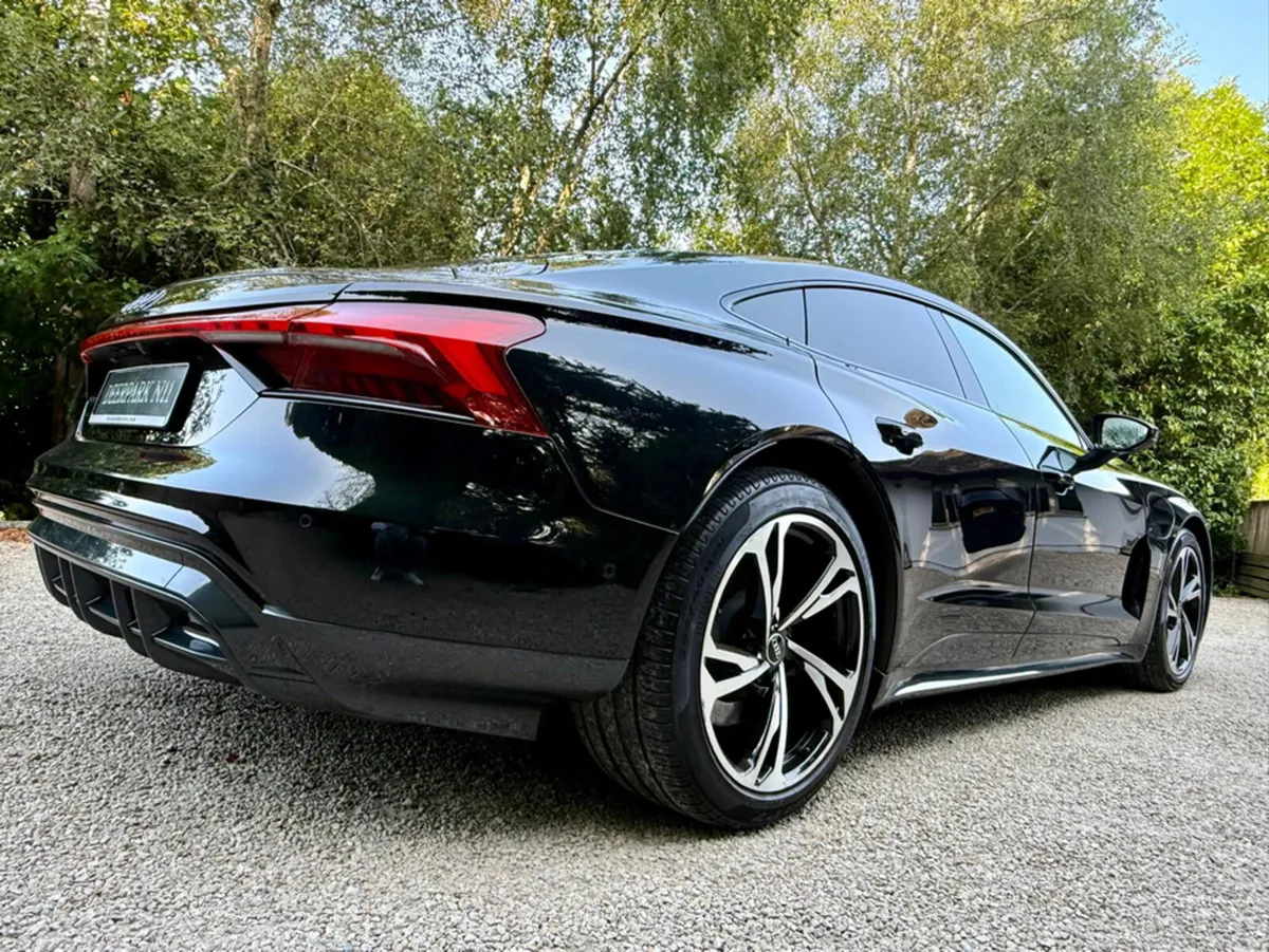 Audi e-tron GT quattro *All Black…Bang and Olufsen - Image 3