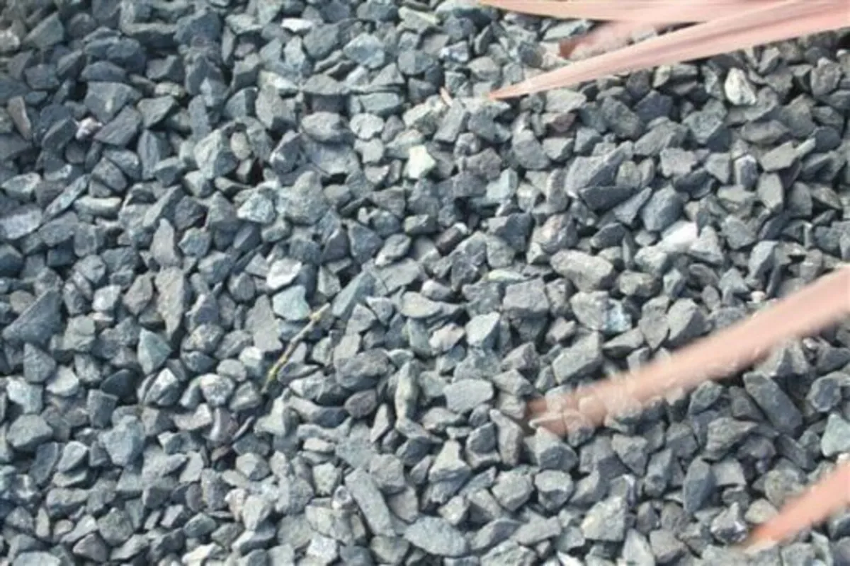 Decorative Gravel in a Bulk Bag Limestone Chip 14m