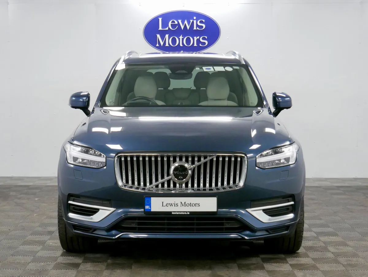 2023 Volvo XC90 T8 ULTIMATE BRIGHT THEME 455 BHP - Image 3