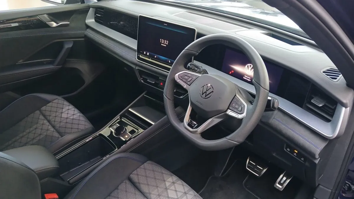 Volkswagen Tayron R-line Editon 75 2.0 TDI 150HP - Image 3