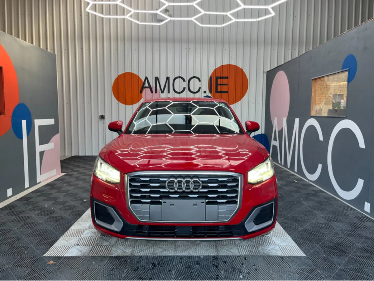Audi Q2 1.0 TFSI SPORT / 56k KMs  / HEATED SEATS , - Image 2