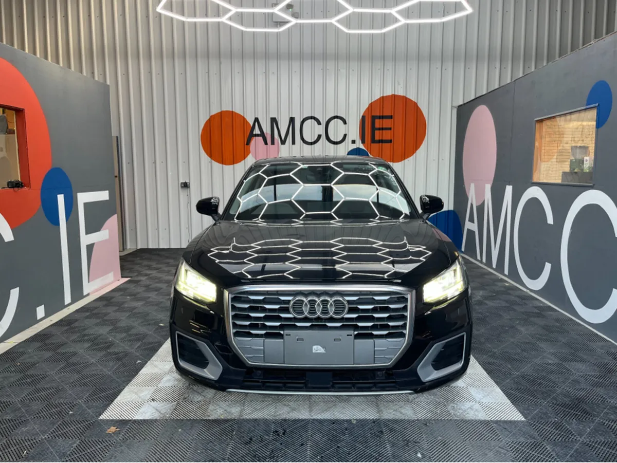 Audi Q2 1.0 TFSI SPORT / 39k KMs / HEATED SEATS , - Image 2