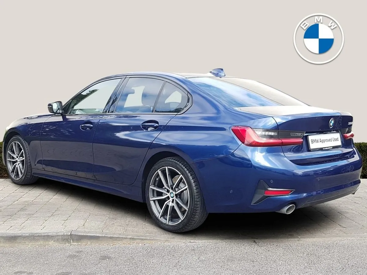 BMW 3 Series 318d Sport - Image 2