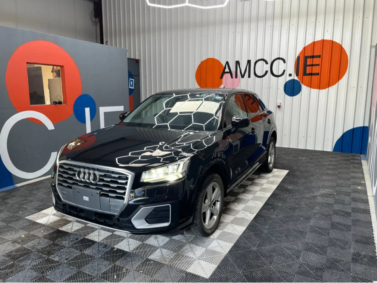 Audi Q2 1.0 TFSI SPORT / 30k KMs / HEATED SEATS , - Image 3