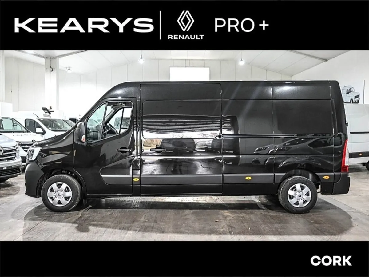 Renault Master FWD Lm35 Blue dCi 150 Business My22 - Image 3