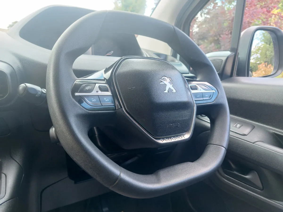 PEUGEOT PARTNER 2020' 1.6L - 100BHP - Image 4