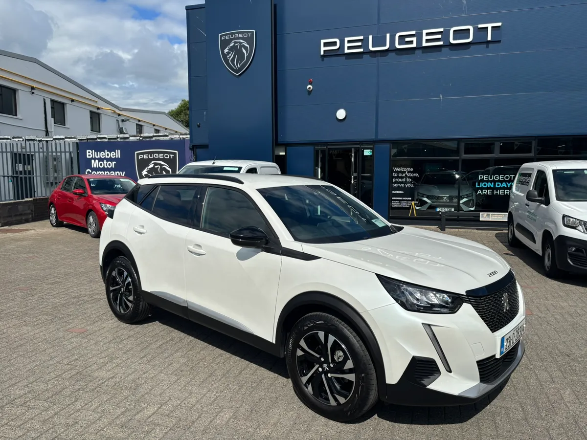 2023 Peugeot 2008 Allure 1.2 - Image 2
