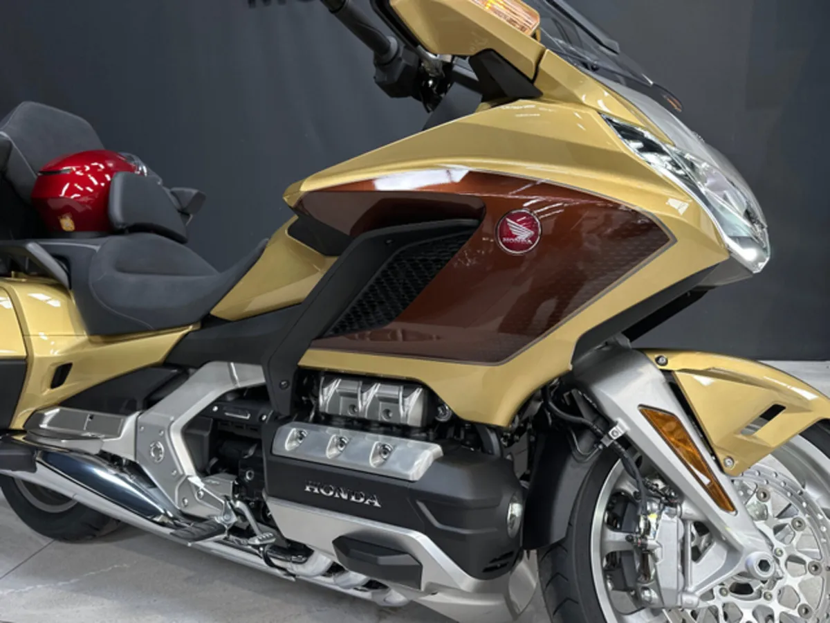GL1800 50th ANNIVERSARY EDITION - Image 3