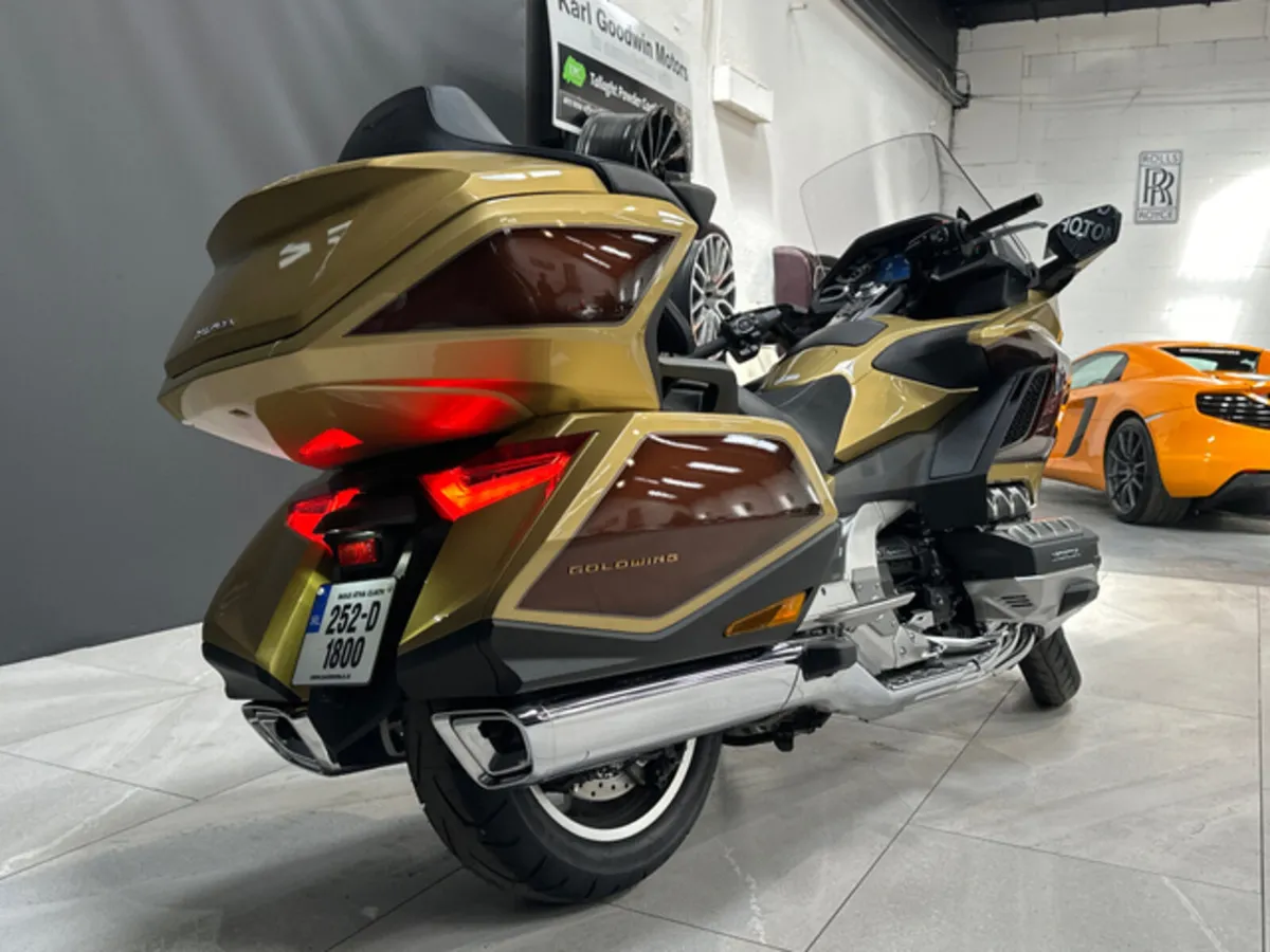 GL1800 50th ANNIVERSARY EDITION - Image 4