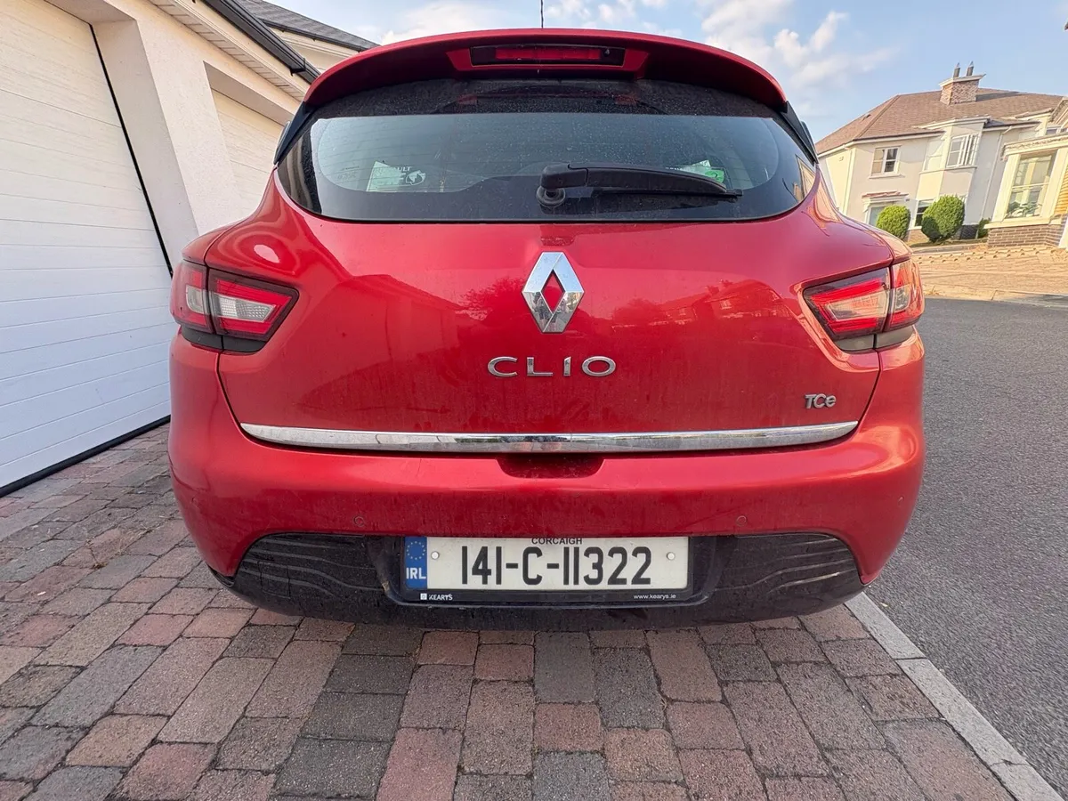 2014 Renault Clio Dynamique S - Image 2