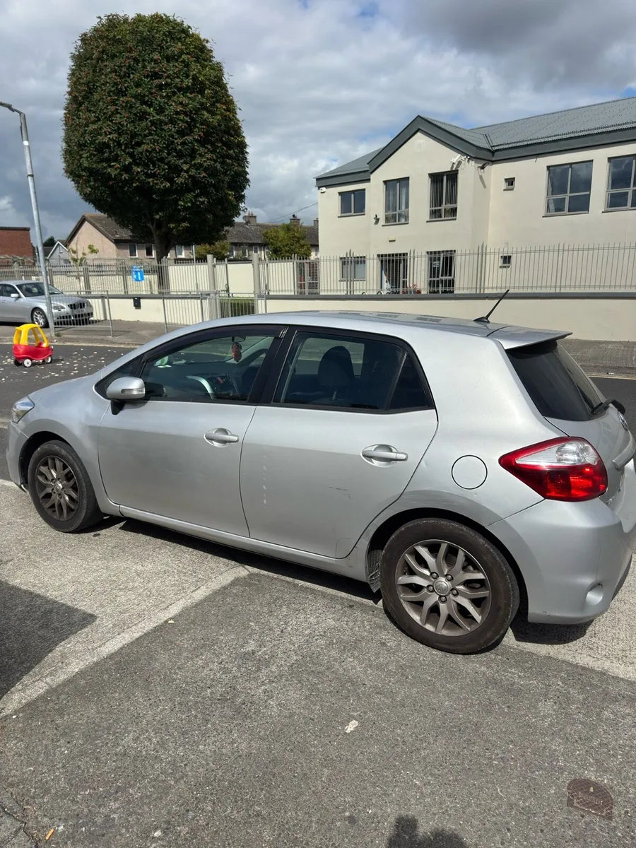 toyota auris 1.4 diesel - Image 3