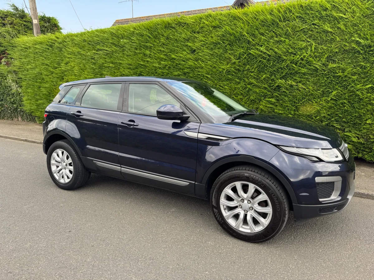 Ranger rover evoque LOW MILEAGE - Image 2