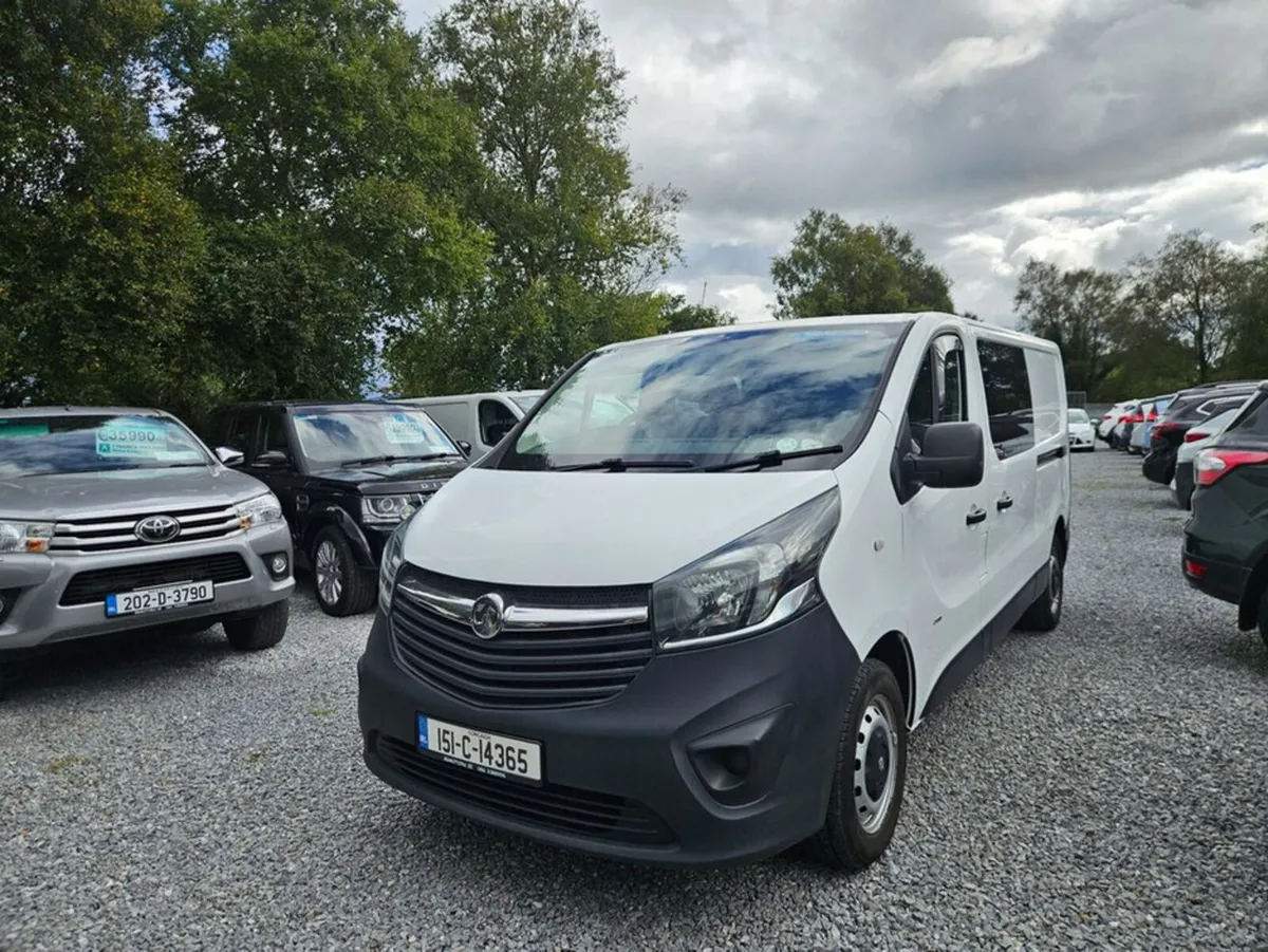 Vauxhall Vivaro Crewcab Lwb 6 Seater - Image 2