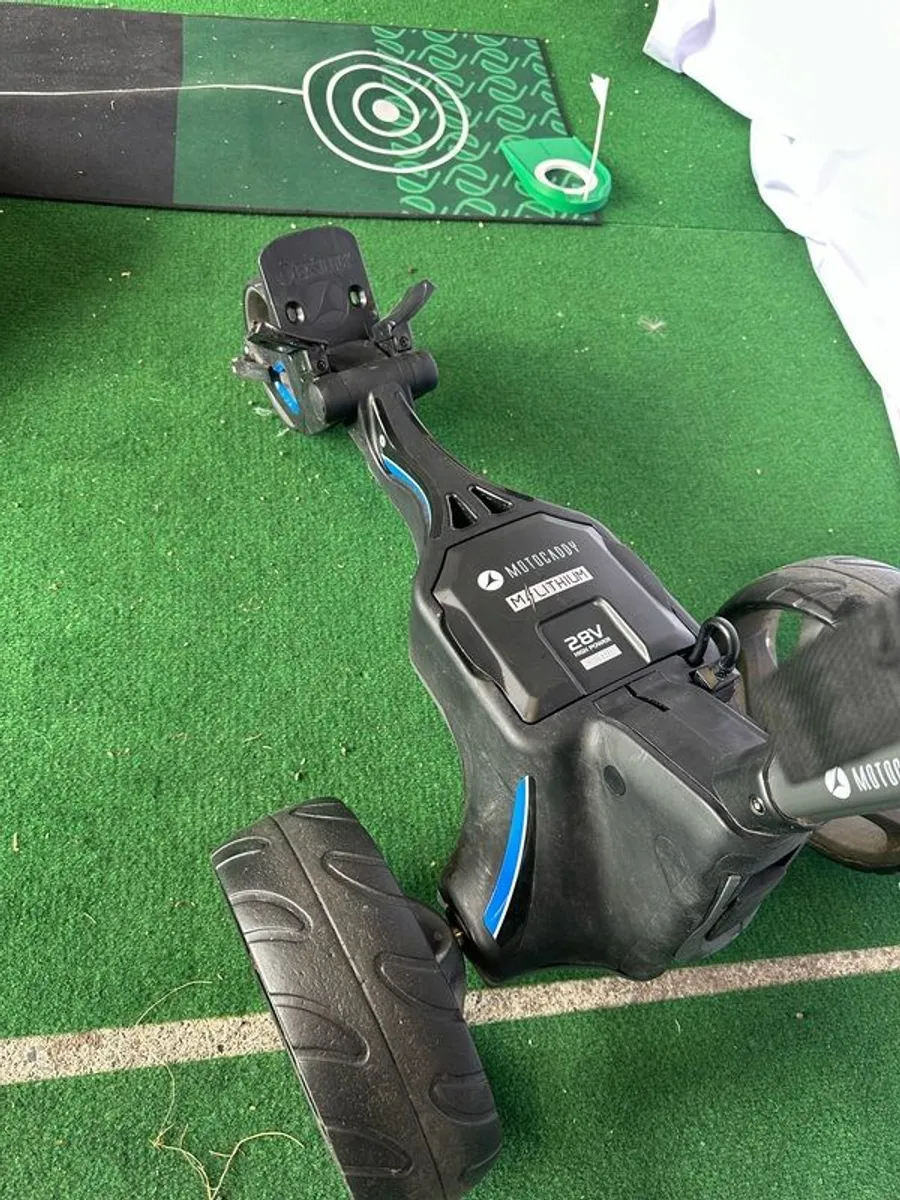Golf - Image 2