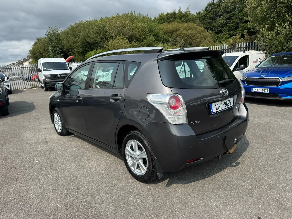 2010 Toyota verso d4d 7 seater - Image 3