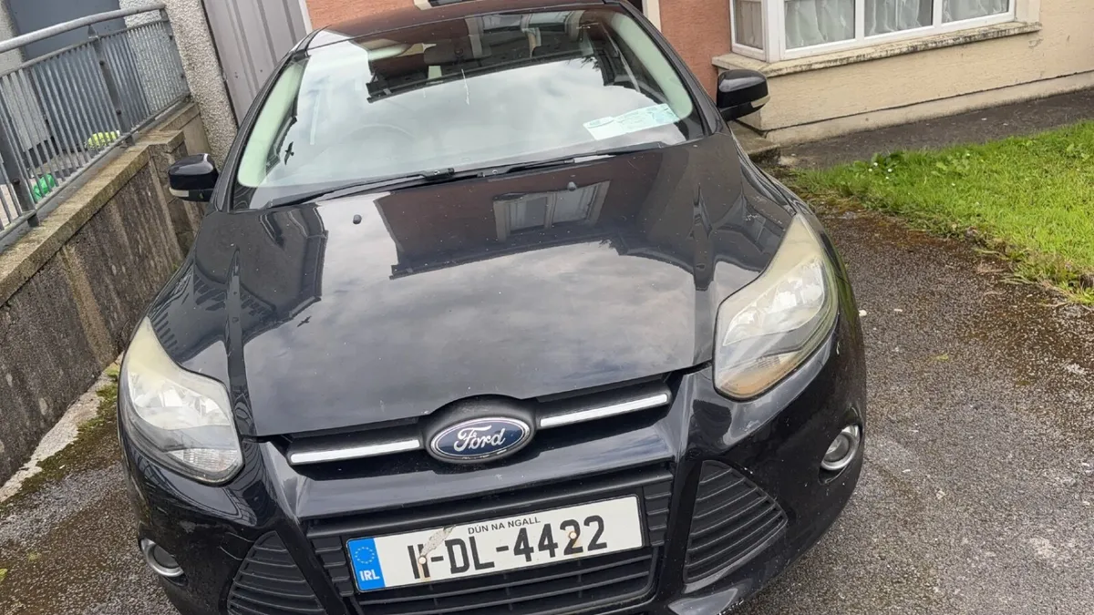 Ford Focus 2011 - Image 2