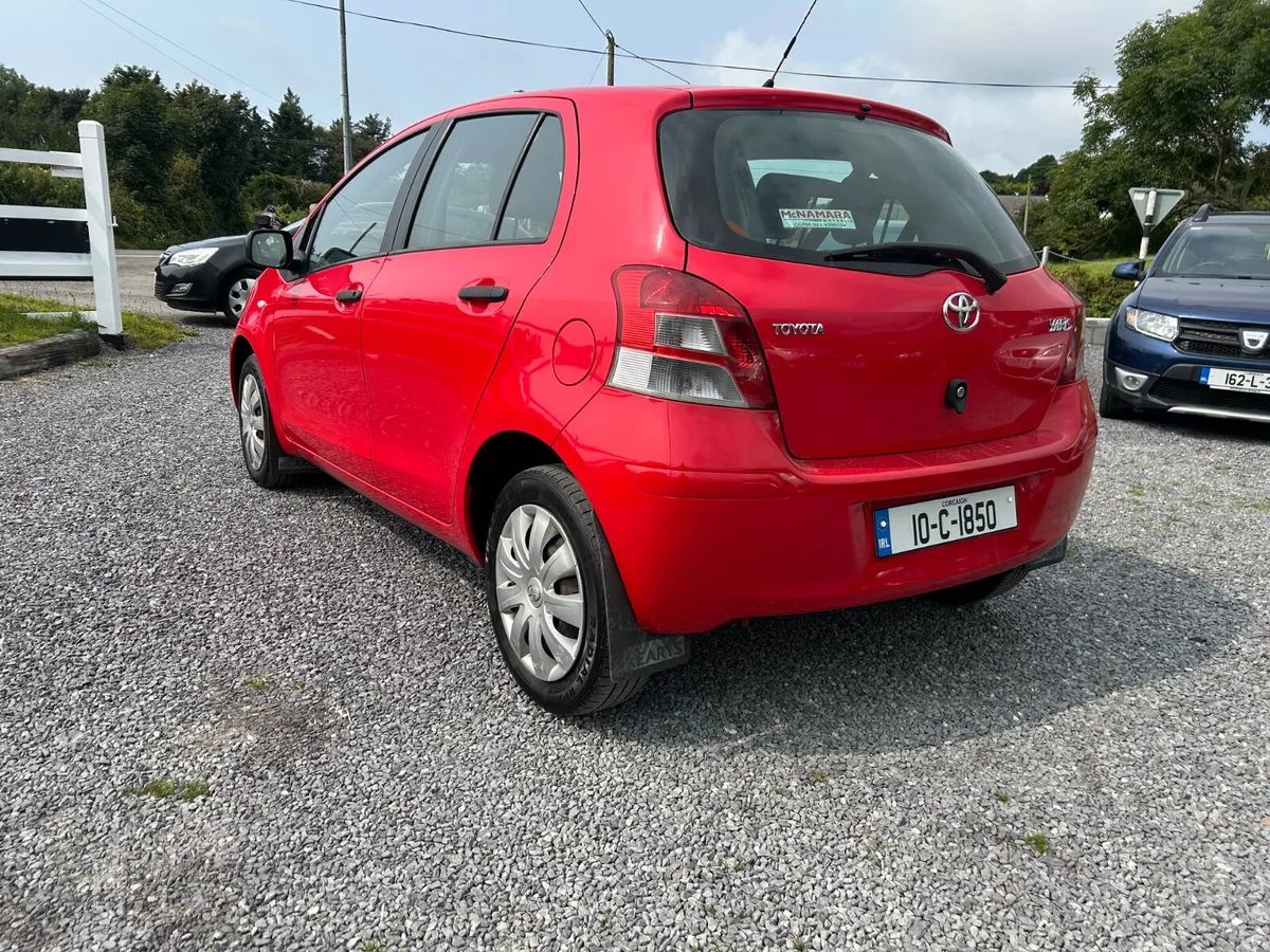 Toyota Yaris 2010 - Image 3