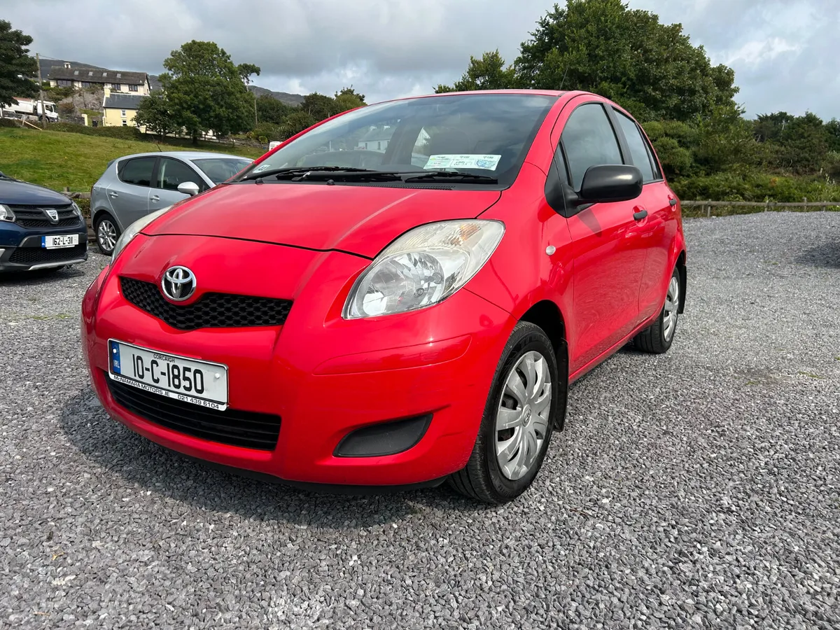 Toyota Yaris 2010 - Image 4