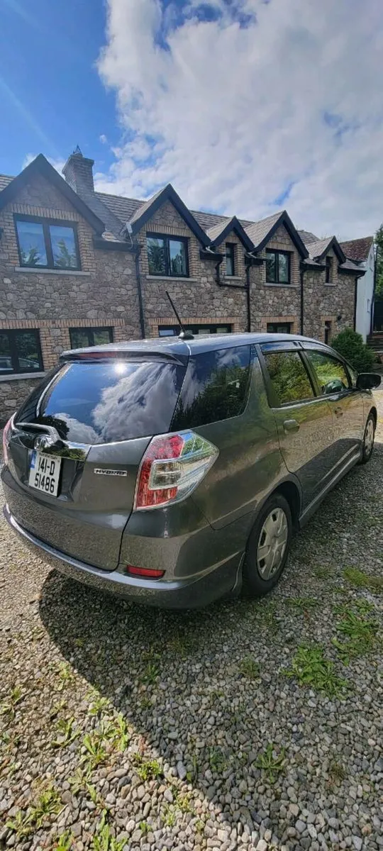 Honda Fit Shuttle - Image 2