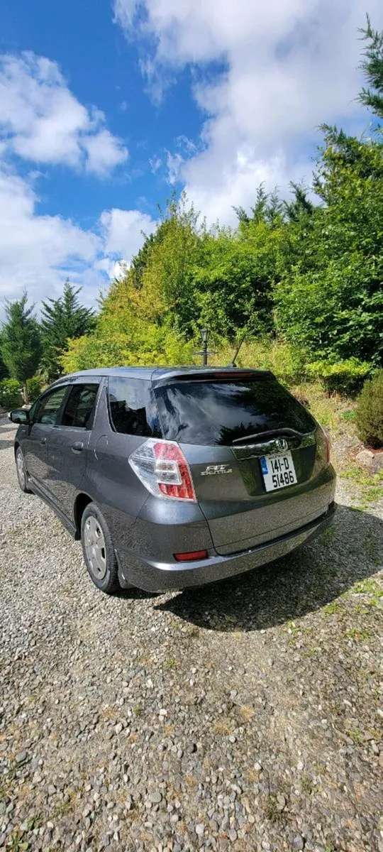 Honda Fit Shuttle - Image 3