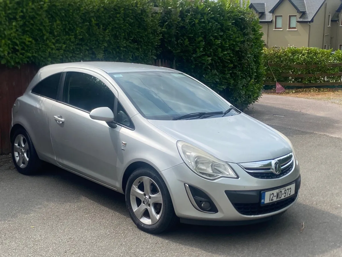 Car - Image 1