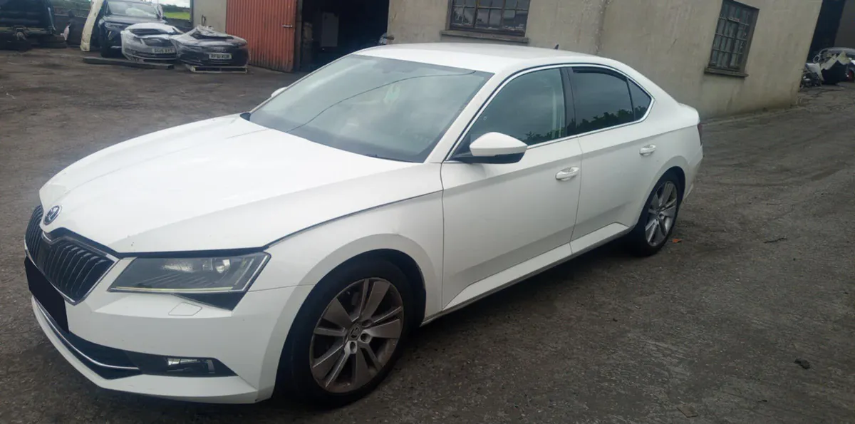2017 SKODA SUPERB 2.0D FOR BREAKING! - Image 3