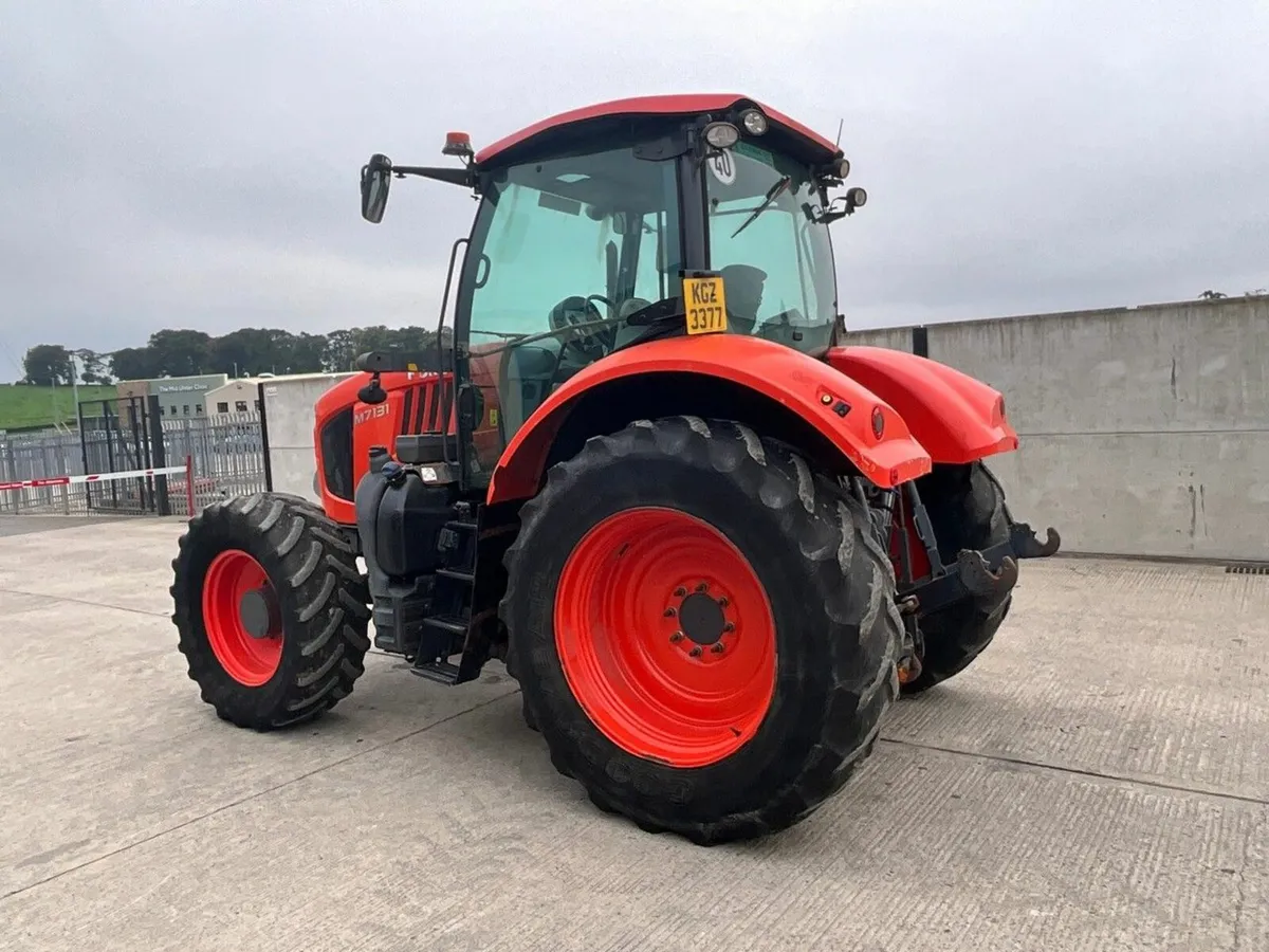 KUBOTA M7131 4WD TRACTOR - Image 3