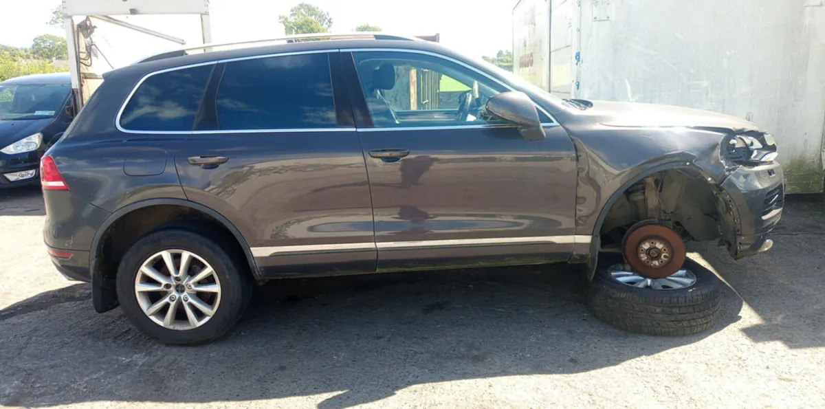 2011 VOLKSWAGEN TOUAREG 3.0D FOR BREAKING! - Image 2