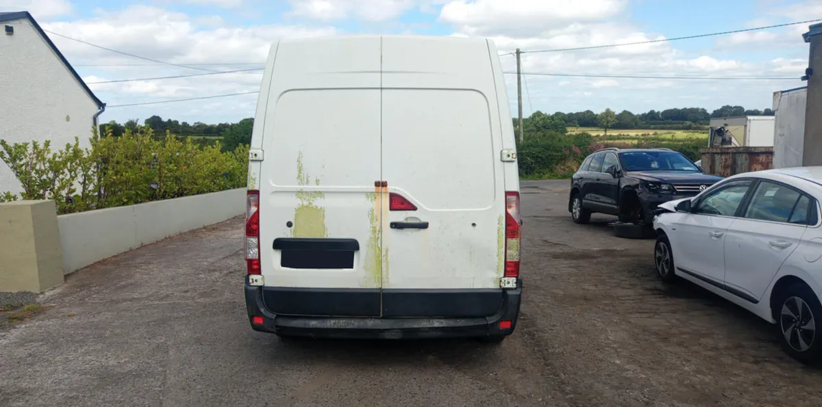2014 RENAULT MASTER 2.3 DIESEL FOR BREAKING! - Image 2
