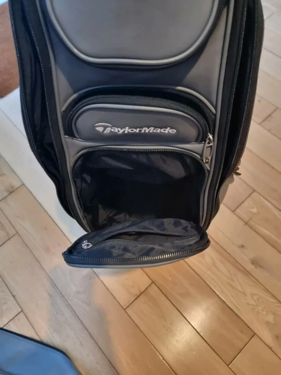 Taylormade Tour Bag - Image 4