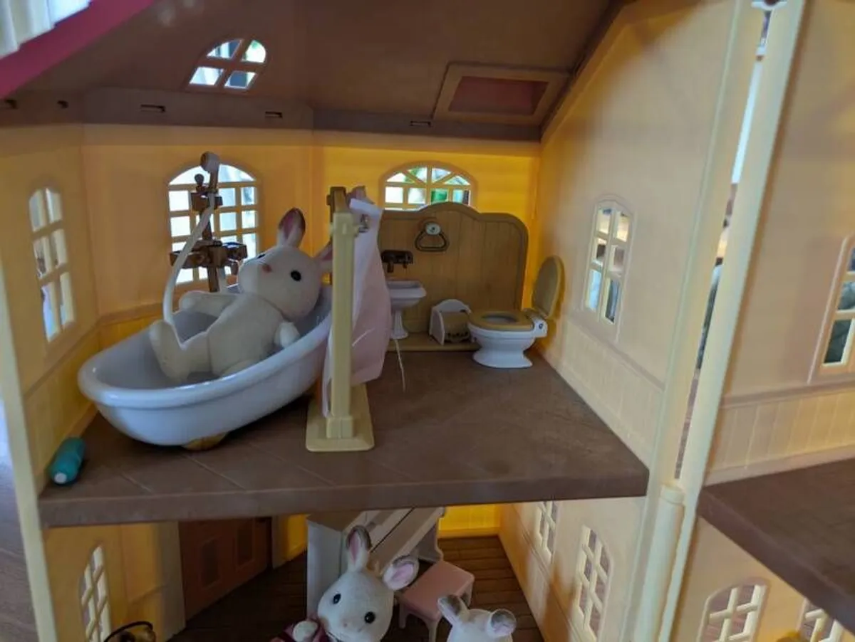 Sylvanian Families House - Image 4
