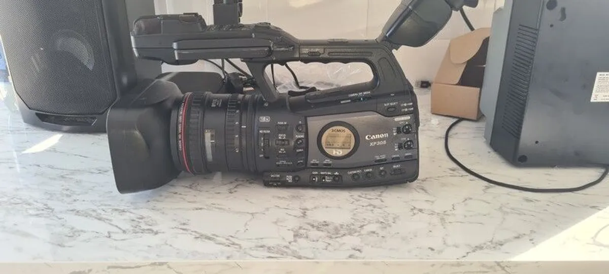 canon xf 305e - Image 1