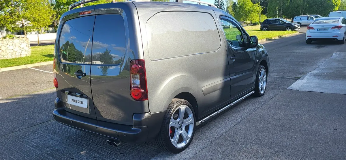 Citroen Berlingo 2017 - Image 2