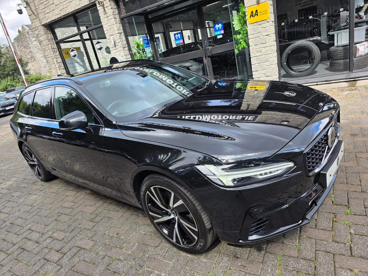 2022 VOLVO V90 2.0 T8 R-DESIGN AWD AUTO PHEV 350 - Image 4