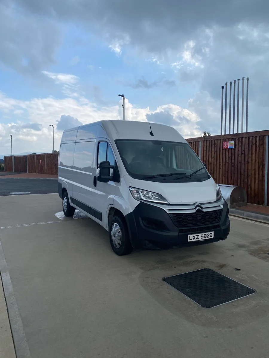 2023 Citroen relay no vat - Image 1