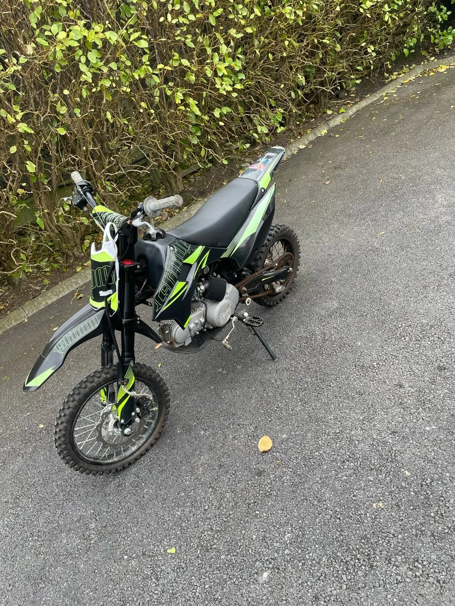 Dirt bike - Image 1