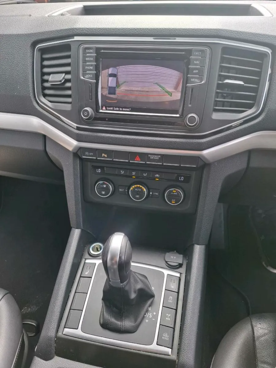 VW Amarok V6 HIGHLINE Black edition - Image 3