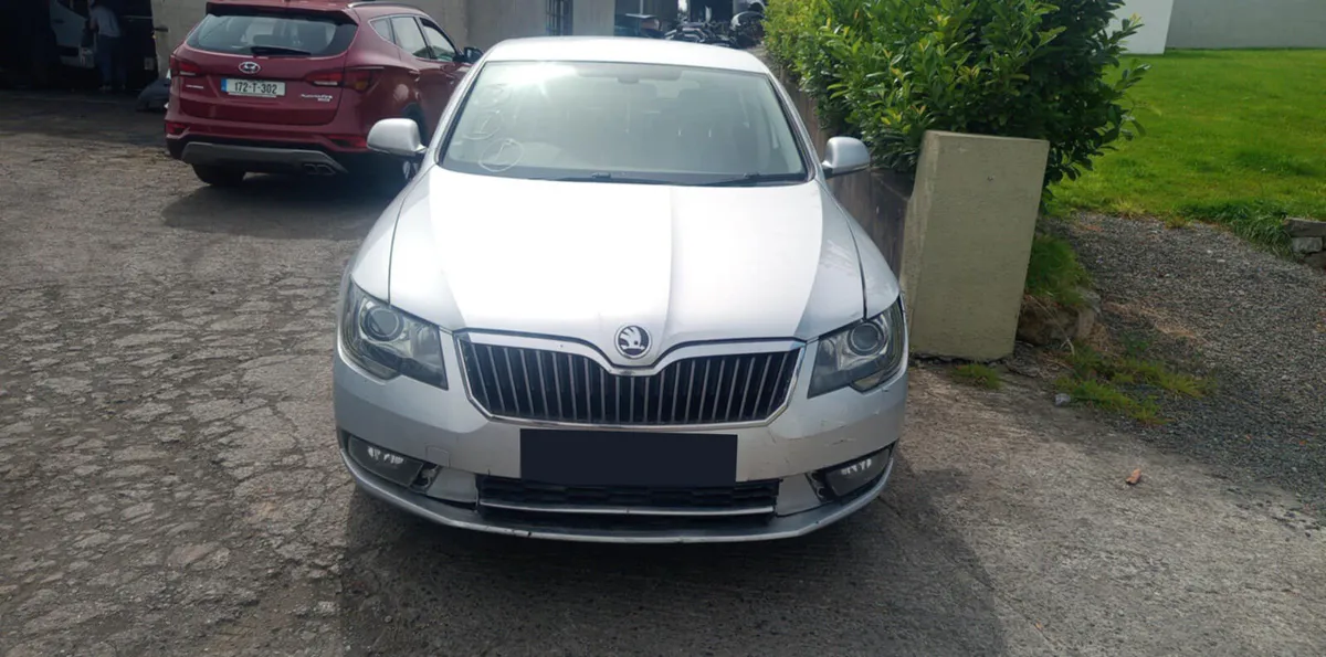 2014 SKODA SUPERB 2.0D FOR BREAKING - Image 1