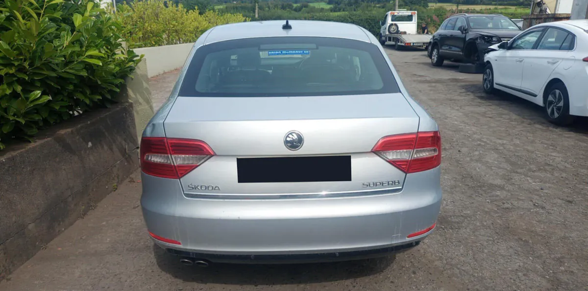 2014 SKODA SUPERB 2.0D FOR BREAKING - Image 2