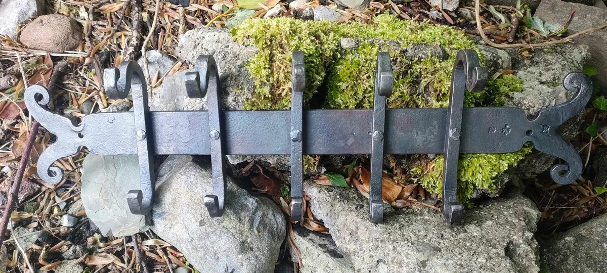 Hand forged coat rack - Image 4