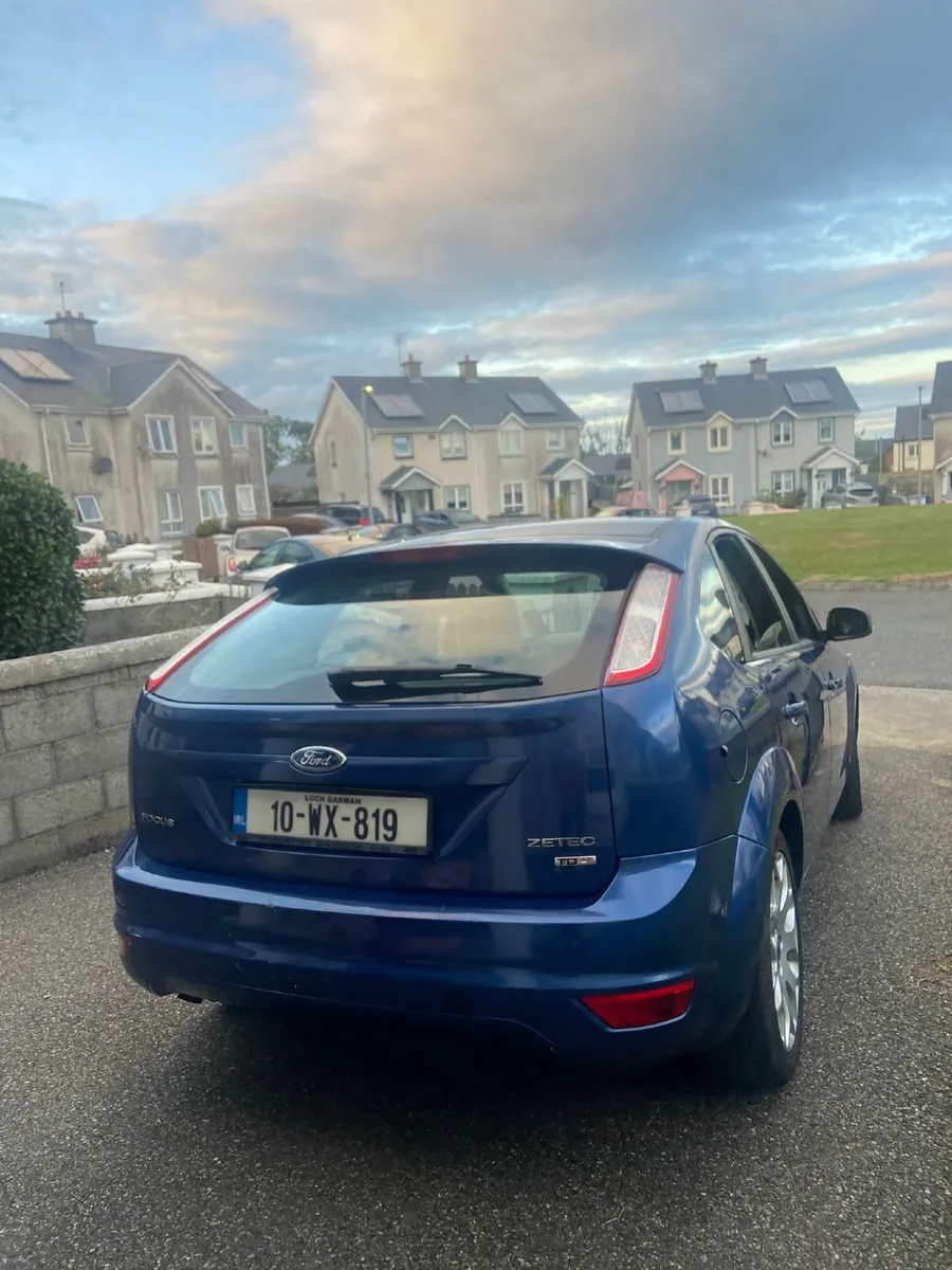 Ford Focus 2010 - Image 3
