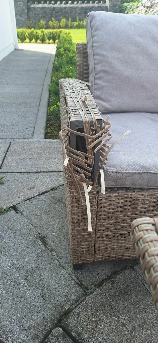YSK ULLEHUSE 6-Seater Lounge Set – Natural €200 - Image 4